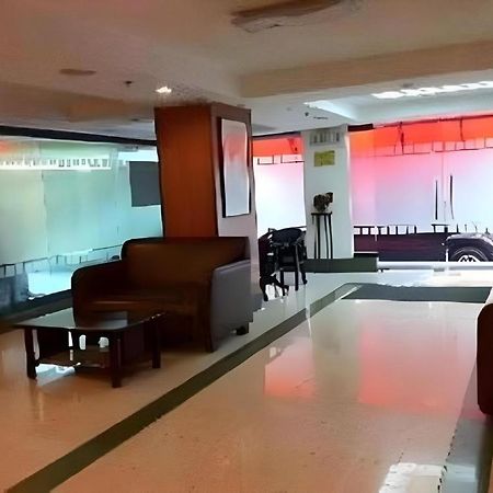 Hotel Sogo Sta Mesa Манила Экстерьер фото