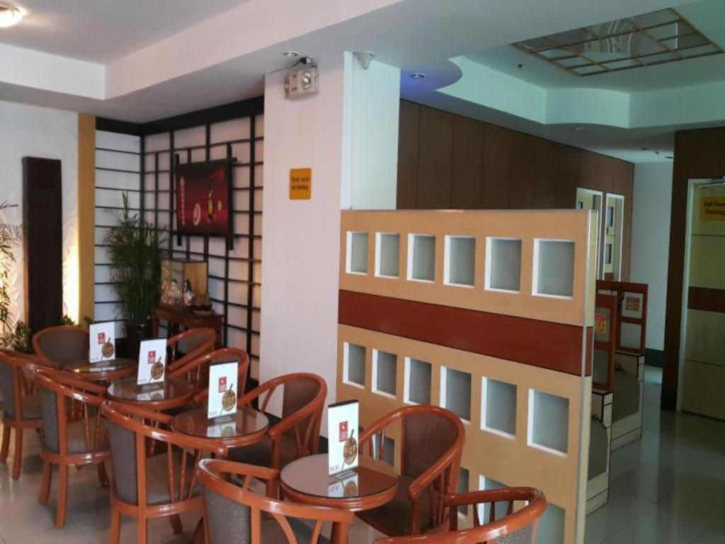 Hotel Sogo Sta Mesa Манила Экстерьер фото