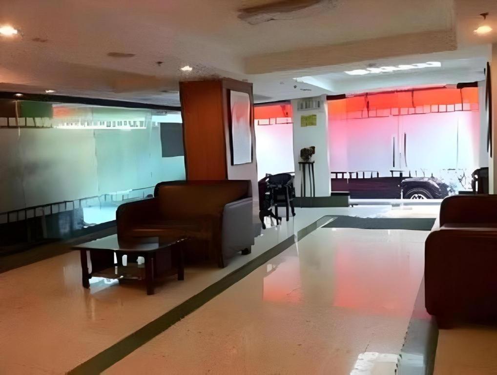 Hotel Sogo Sta Mesa Манила Экстерьер фото